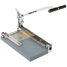 基板切断用ハンドカッタ Cutter for circuit board