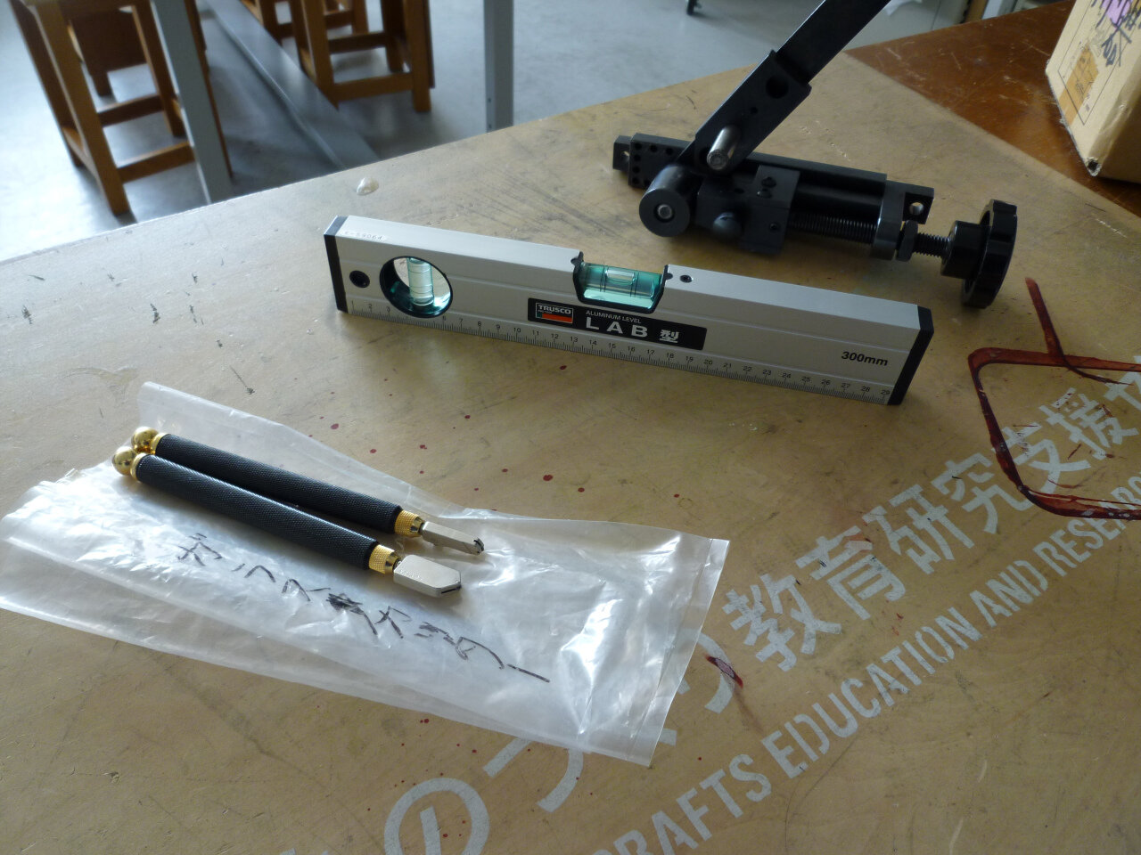 水準器・ガラスカッター等工具 Level・Diamond-Tipped Glass Cutter