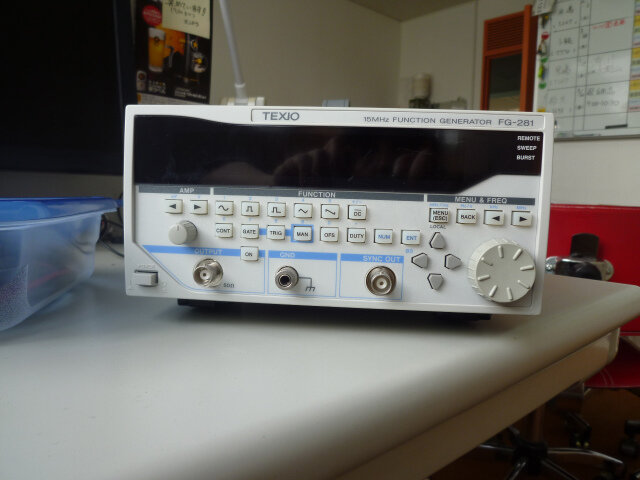 ファンクションジェネレータ Function Generator